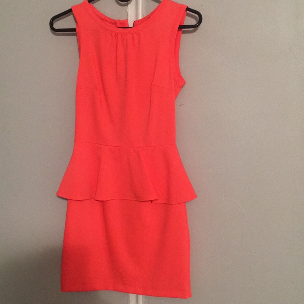 H&M Peplum Dress - Picture 1 of 8